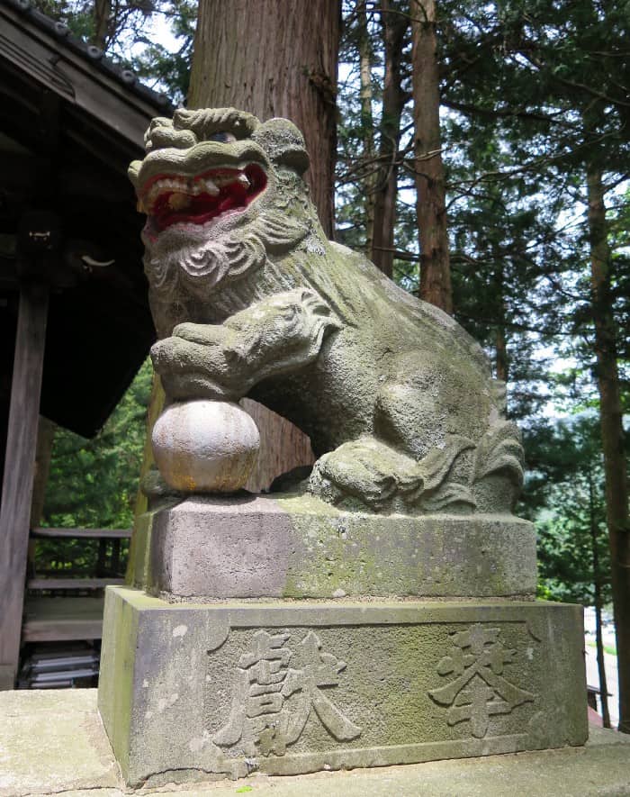 Komainu shrine guardian